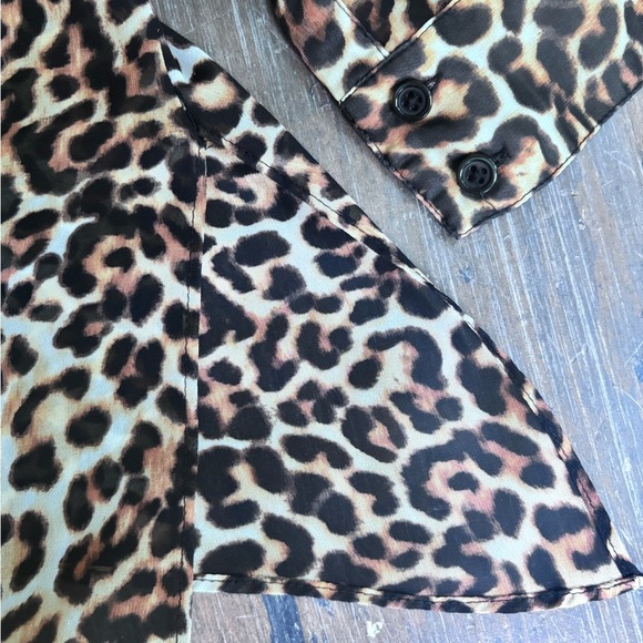 Chico's Asymmetrical Leopard Tunic Top Brown and Black Size 0 (Small) - Picture 9 of 10